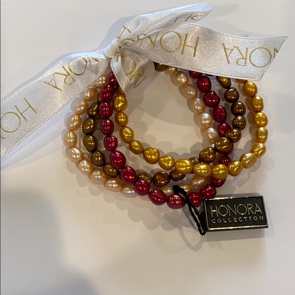 Multi-color pearl bracelet set of 4 (8in.)